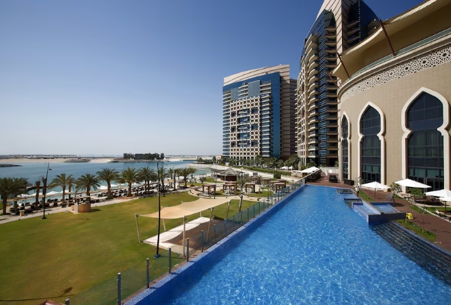 Bab Al Qasr Resort Residence